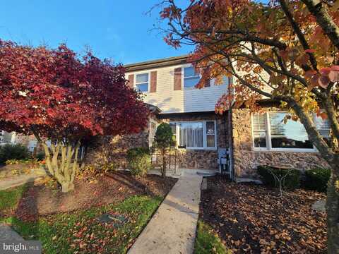 Linden, FLEETWOOD, PA 19522