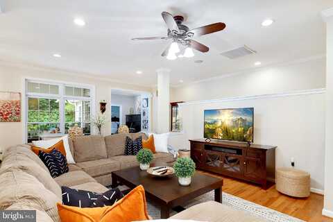 Thornhill Farm, KING GEORGE, VA 22485