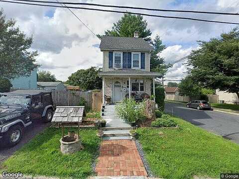 Karoly, FREEMANSBURG, PA 18017