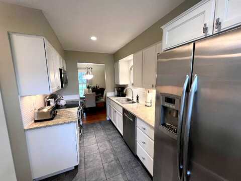Old Sauk, MADISON, WI 53717