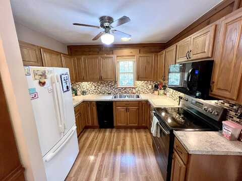 Horseshoe, STUARTS DRAFT, VA 24477