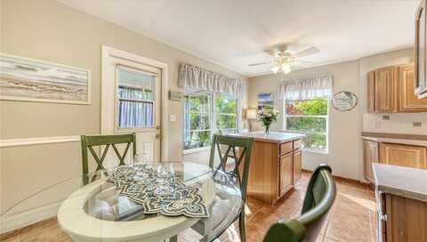 Sutton, LONGBOAT KEY, FL 34228