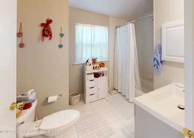 Mcmullen, FLORAL CITY, FL 34436