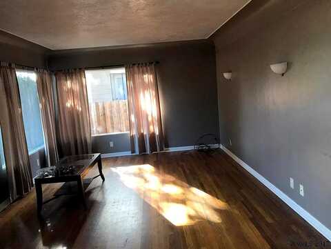 Parkway, SALEM, OR 97305