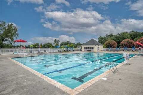 Greenside, CHESTER, VA 23836