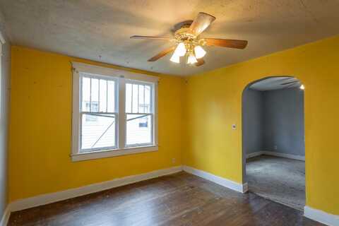 Charlotte, WAYNESBORO, VA 22980