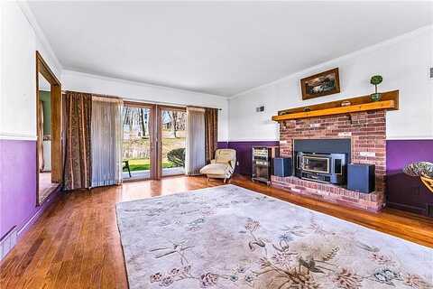 Mooney, NEW CASTLE, PA 16105