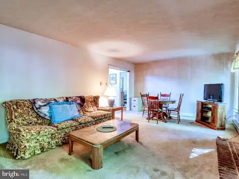 Lakeview, CROSS JUNCTION, VA 22625
