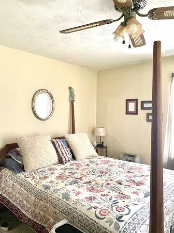 Mount Haven, GROTTOES, VA 24441
