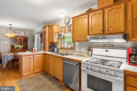 Julius Keller, STRASBURG, VA 22657