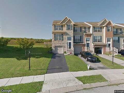 Zachary, HANOVER, PA 17331