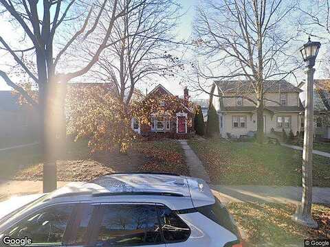 Newhall, MILWAUKEE, WI 53217