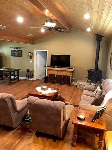 Lee, KILGORE, TX 75662