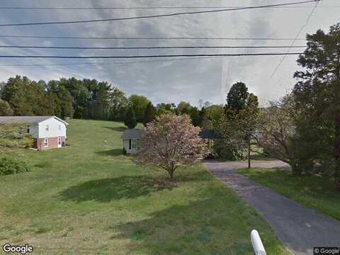 Read Mountain, ROANOKE, VA 24019