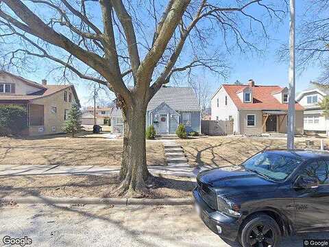 37Th, MILWAUKEE, WI 53215