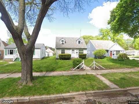 87Th, MILWAUKEE, WI 53222