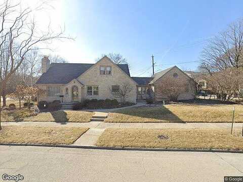 52Nd, MILWAUKEE, WI 53219