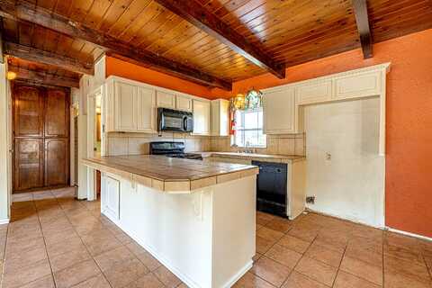 Homestead, TEHACHAPI, CA 93561