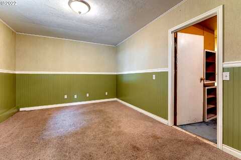 Juniper, GRESHAM, OR 97030