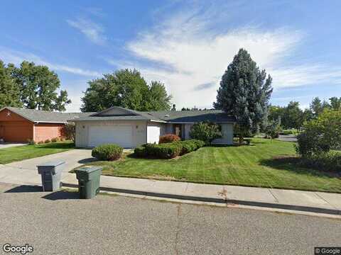 April, RICHLAND, WA 99354