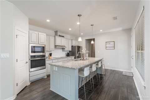 14Th, MCALLEN, TX 78504