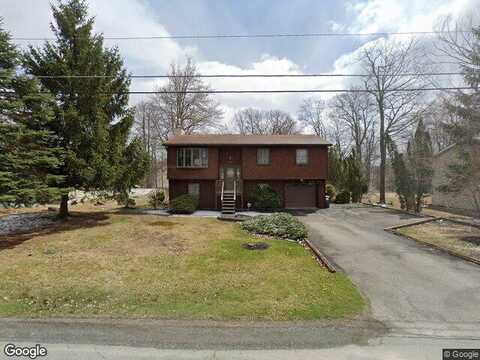Derby, TOBYHANNA, PA 18466