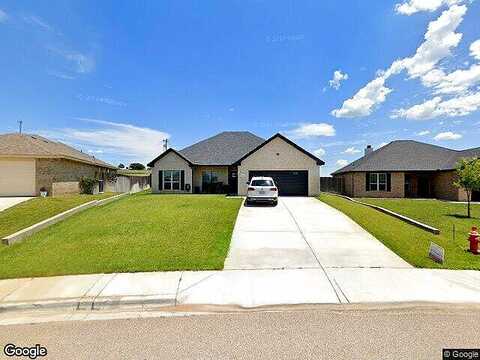 Nicci, CANYON, TX 79015