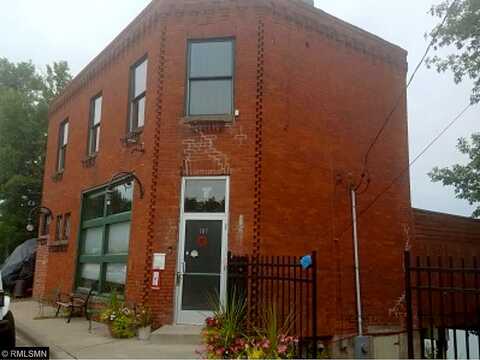 Main, CENTER CITY, MN 55012