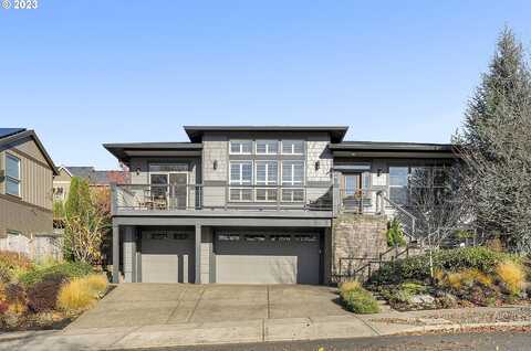 Alexandra, NEWBERG, OR 97132