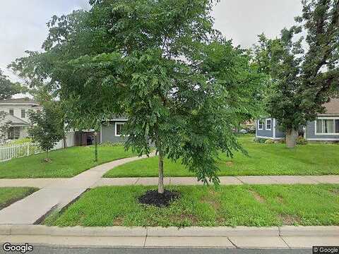 Vine, HUDSON, WI 54016