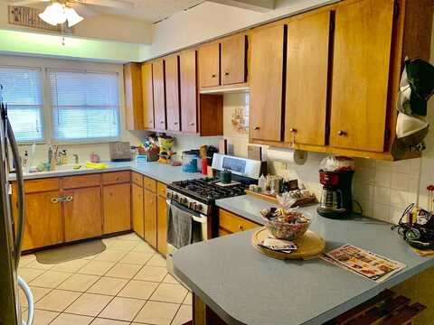 49Th, LUBBOCK, TX 79412