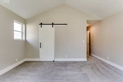 10Th, CRESWELL, OR 97426