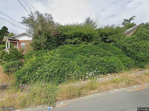 10Th, COOS BAY, OR 97420