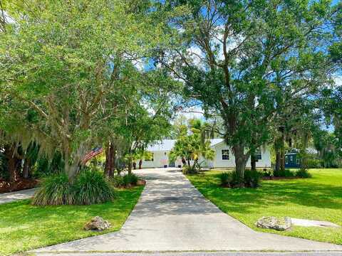 May, HOBE SOUND, FL 33455