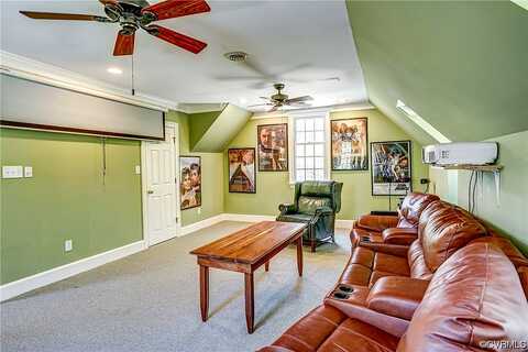 Woodson, MANAKIN SABOT, VA 23103