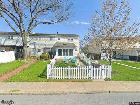 Madison, WHITEHALL, PA 18052