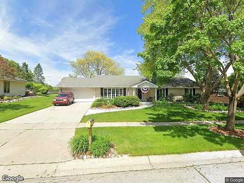 Gatewood, GREENDALE, WI 53129