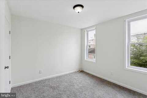 Pine, PHILADELPHIA, PA 19143