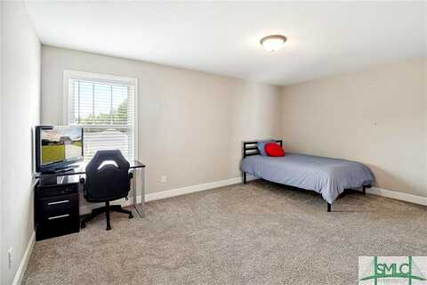 Pivot, STATESBORO, GA 30458