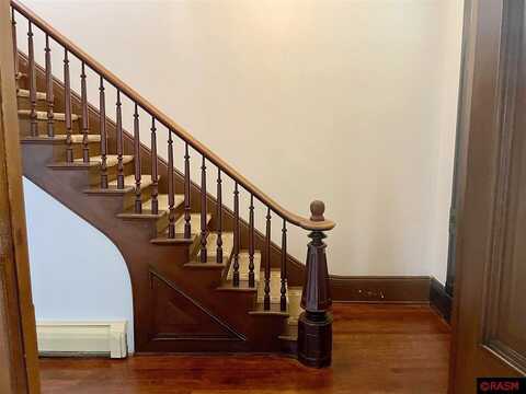 4Th, SAINT PETER, MN 56082