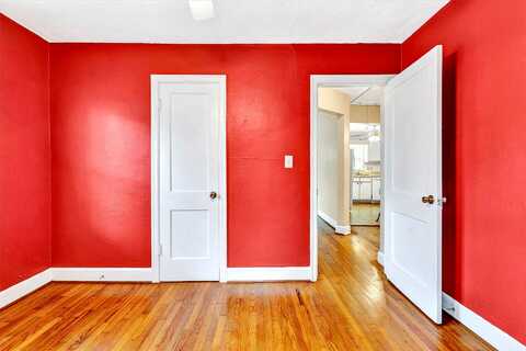 Hollowell, ROANOKE, VA 24015