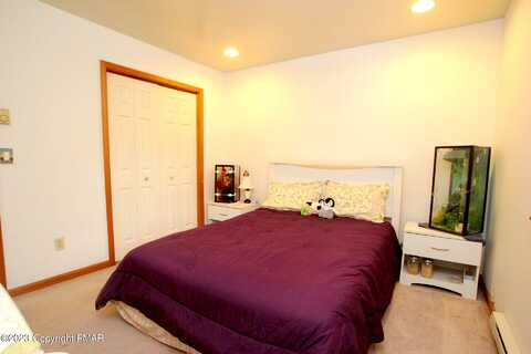 Sundance, EFFORT, PA 18330