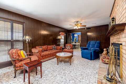 Oxford, SAN ANGELO, TX 76904