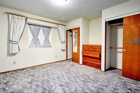 Valdez, APPLE VALLEY, CA 92307