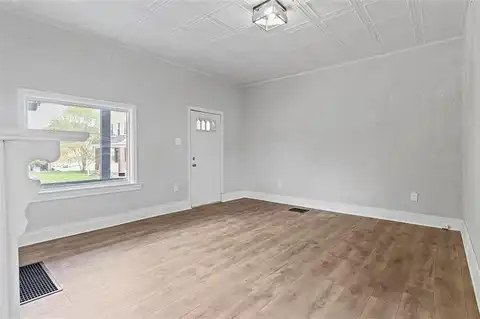 Hazelton, PITTSBURGH, PA 15214