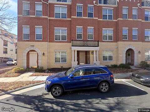 Beacon Crest, BRAMBLETON, VA 20148