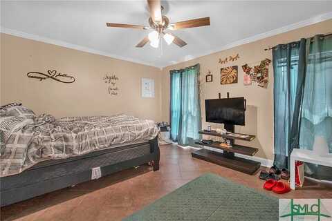 Walberg, HINESVILLE, GA 31313