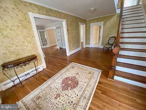 Main, BOYCE, VA 22620
