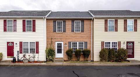 Kadies, EDINBURG, VA 22824