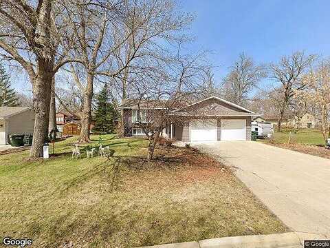 Roberts, HUTCHINSON, MN 55350